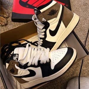 Jordan High-Top Sneakers Black White Brown